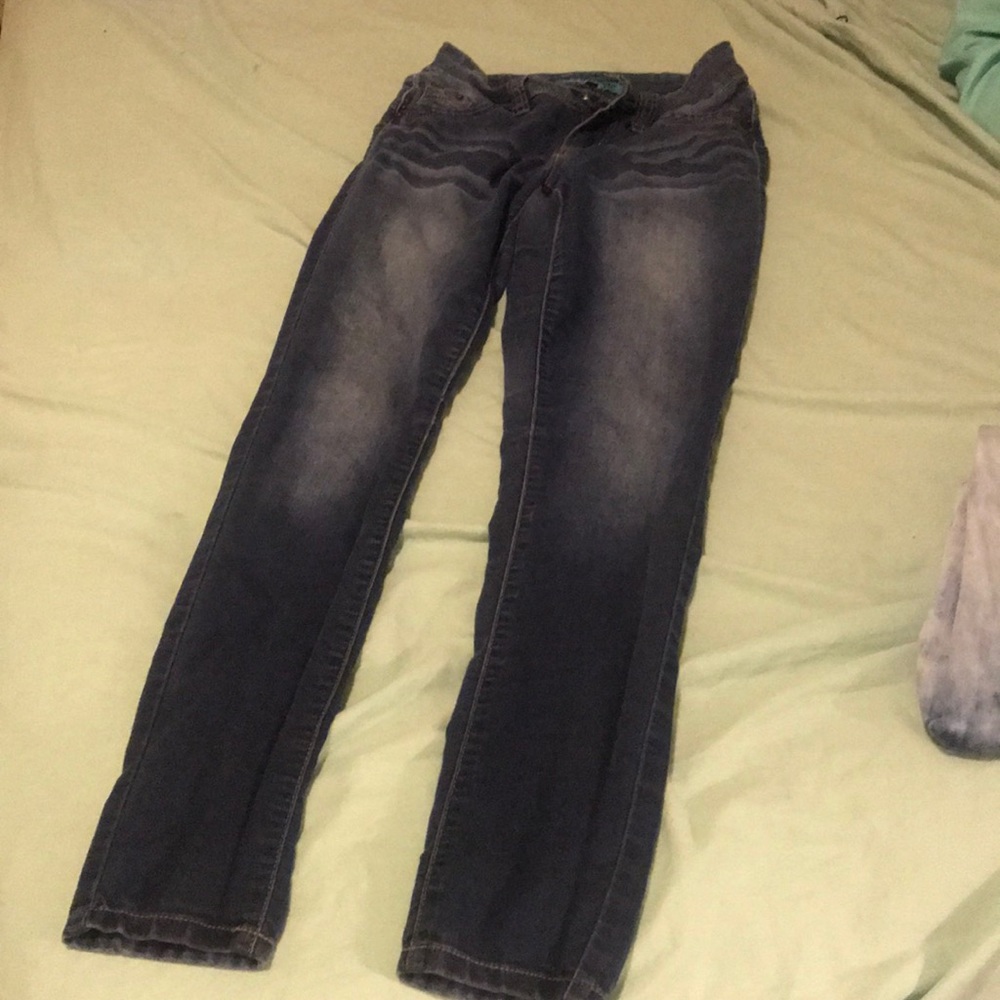 Dark blue navy skinny jeans size 3 with butt lift